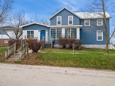 107 W St NW, Blairstown, IA, 52209