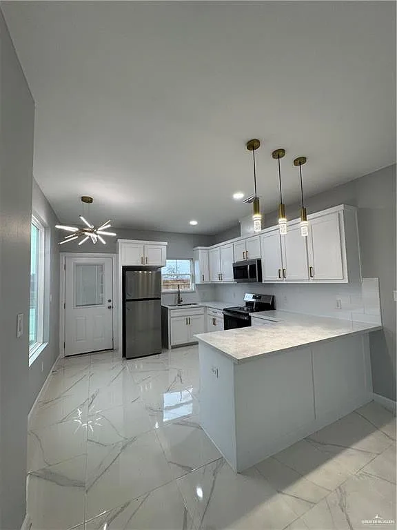 2 bed, 2.0 bath, 960 sqft, $1,100 — Photo 3