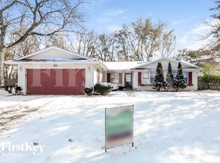 1083 Willow Ct, Aurora, IL 60504