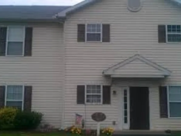 37 Christine Dr, Reading, PA 19606