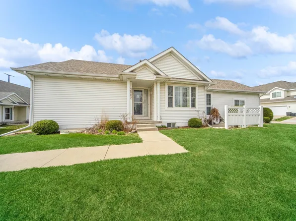 2802 Ithica Ct, Altoona, IA 50009
