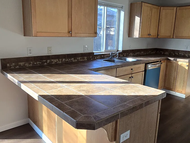 1159 SE 148th Ave — Photo 3