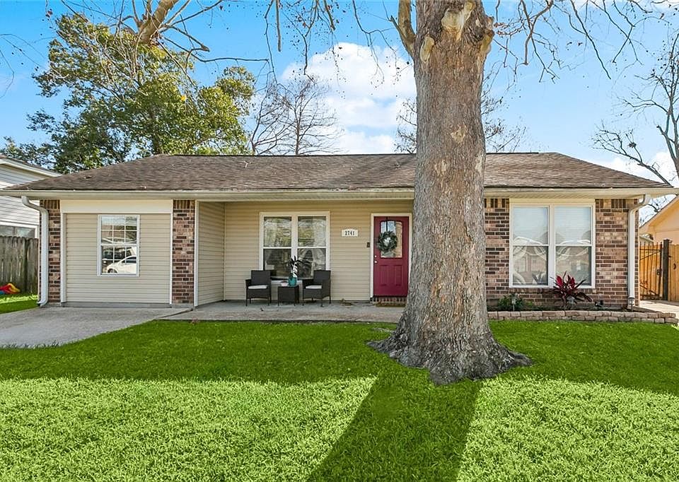 1st image of 2741 Collette Dr