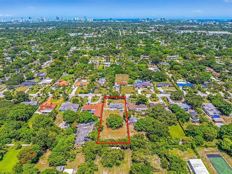 14120 NW 2nd Ave — Photo 52