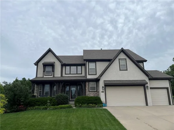 14761 S Turnberry St, Olathe, KS 66061