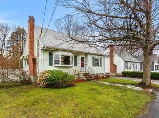 22 Bolton St, Reading, MA 01867