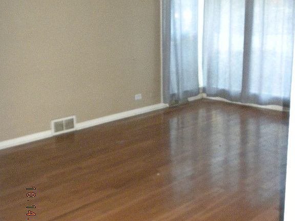 3rd image of 9642 S Central Ave