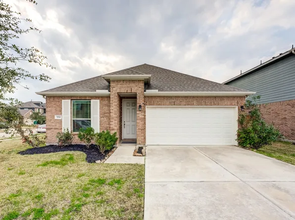 9214 Penfield Dr, Iowa Colony, TX 77583