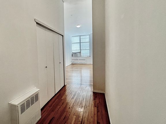 3rd image of 61-20 Woodside Ave #2T