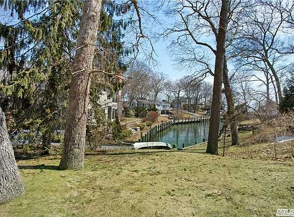 4th image of 50 Knoll Cir