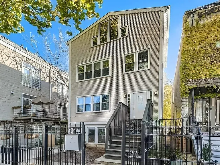 1505 W Huron St #2 — Photo 1