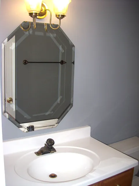 3 bed, 945 sqft, $2,750 — Photo 3