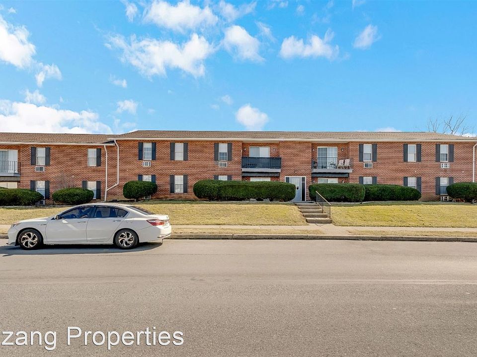 1st image of 620-640 W Brookdale St #3