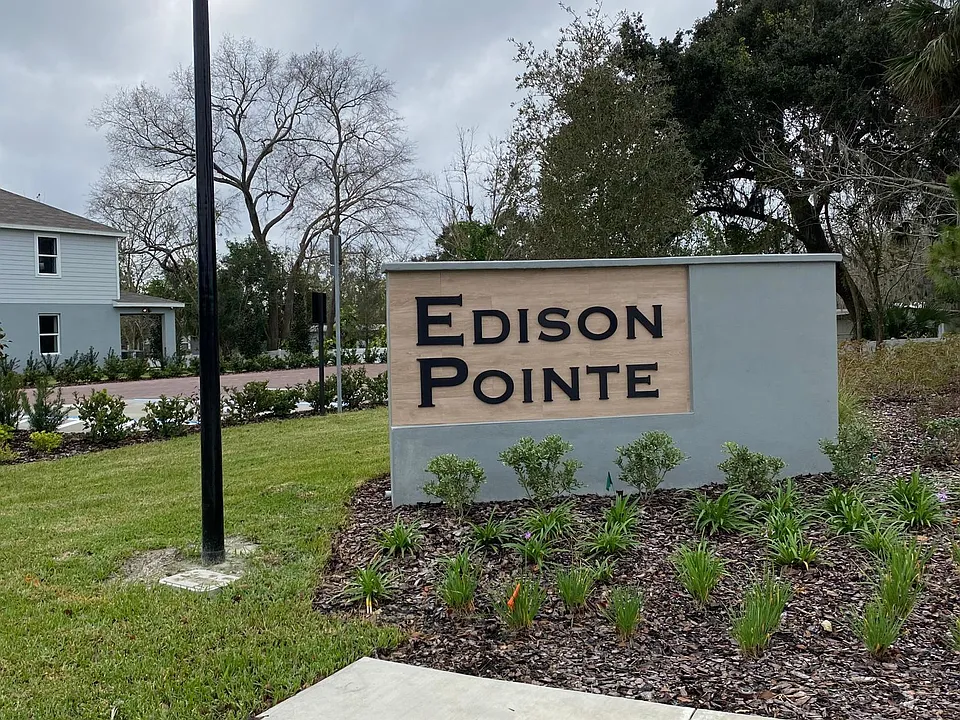 2012 Edison Pointe Blvd