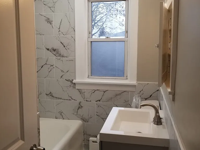 517 Brad St — Photo 2