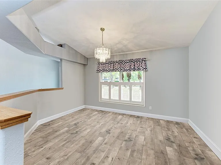 13615 4th Ave NE — Photo 8