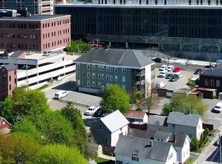 12 Forest St, Portland, ME 04102
