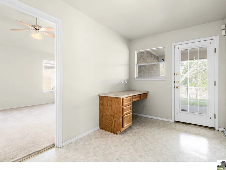 1906 Flagstaff Dr — Photo 111