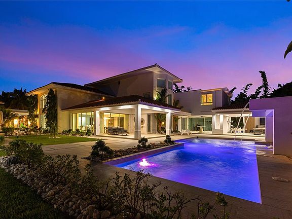 2nd image of 331 DORADO BEACH EAST