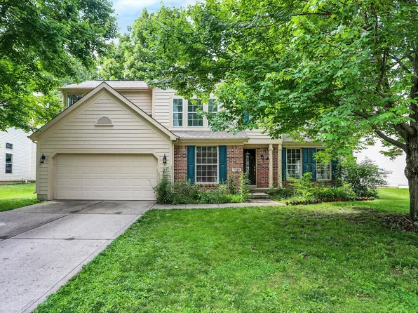 1264 Black Oak Dr, Greenwood, IN 46143