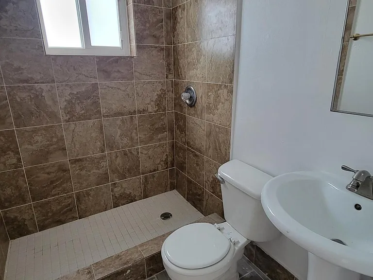 310 NW 16th Ave #1 — Photo 13
