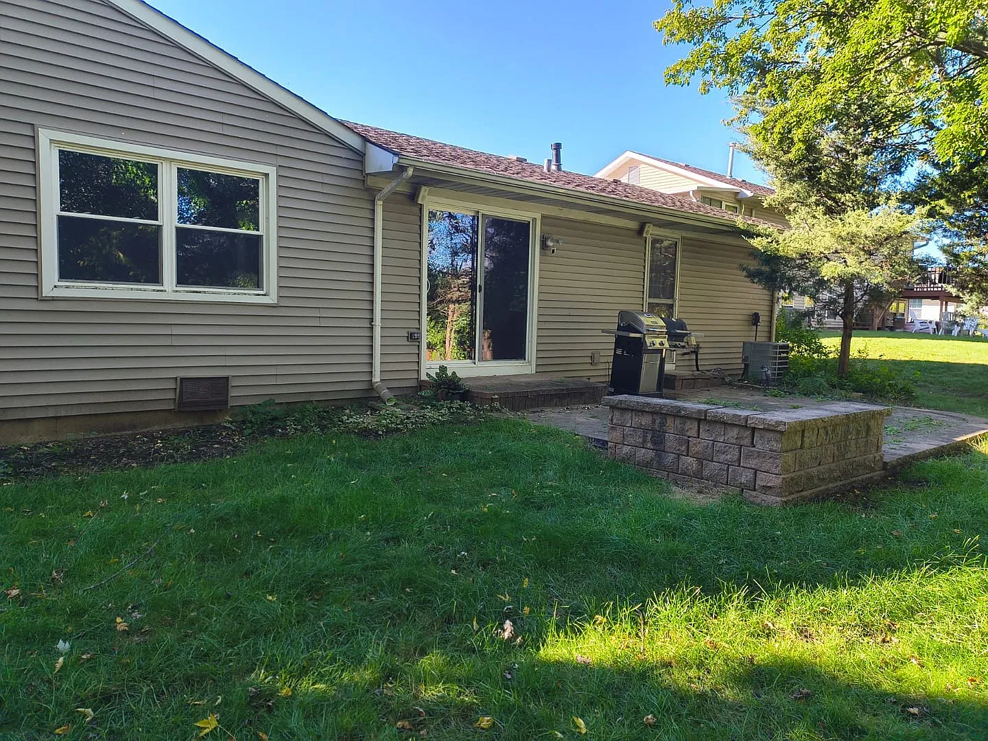 3 bed, 1614 sqft, $3,350 — Photo 4