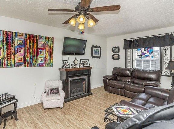 5th image of 4102 Blendon Point Dr