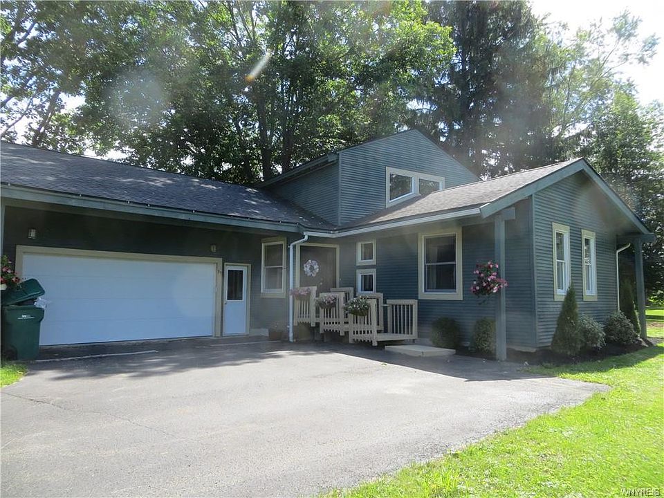 1st image of 4051 N Hampton Brook Dr