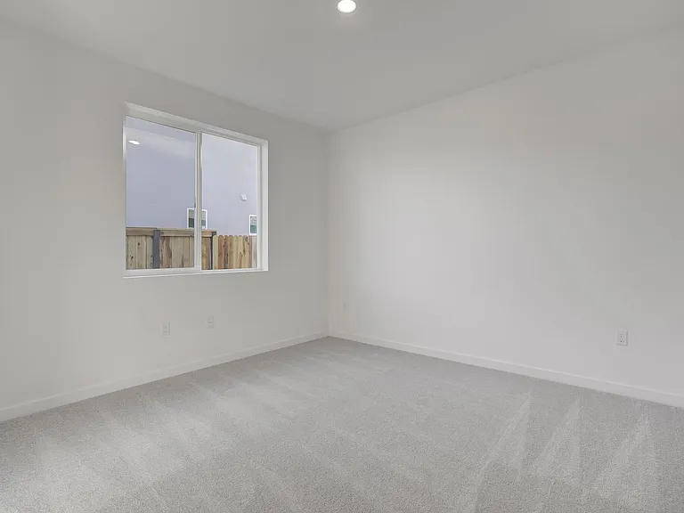 1745 Folger Way — Photo 10
