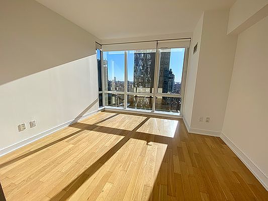 5th image of 885 6th Ave #34H