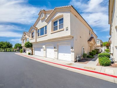 2558 Lazy Saddle Dr, Henderson, NV, 89002