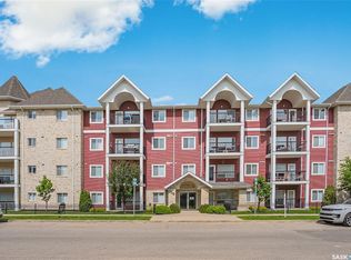 150 Pawlychenko Ln #103, Saskatoon, SK S7V0B4
