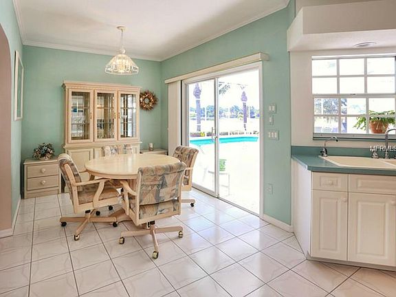 4th image of 7140 San Casa Dr