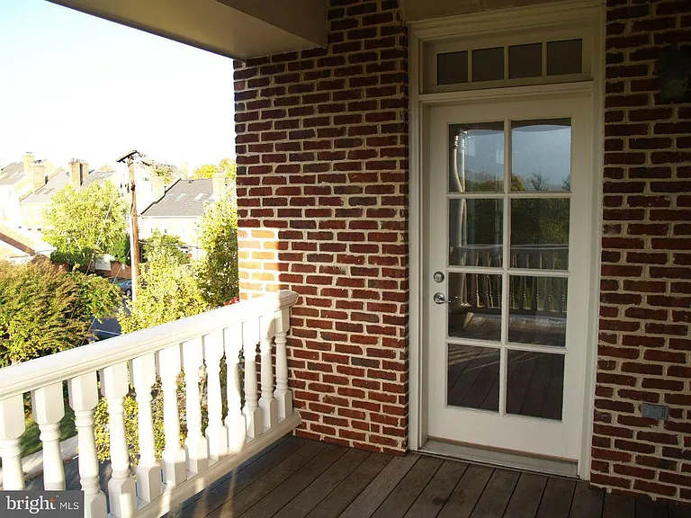 600 2nd St #303 — Photo 19