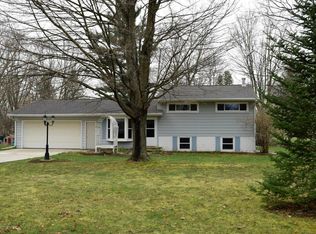 2820 N Gramer Rd, Webberville, MI 48892
