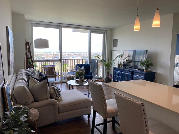 2nd image of 875 N Orleans St #1603