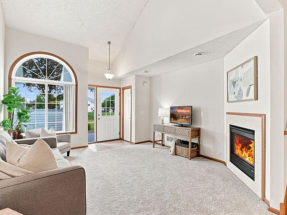 4th image of 12588 43rd St NE