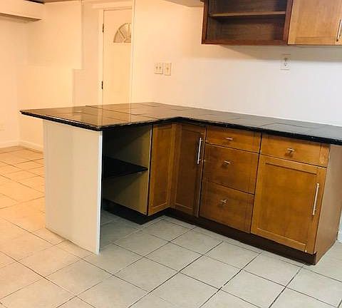 5th image of 147 Overlook St #1A