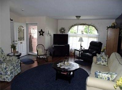2nd image of 14 Summerfield Dr