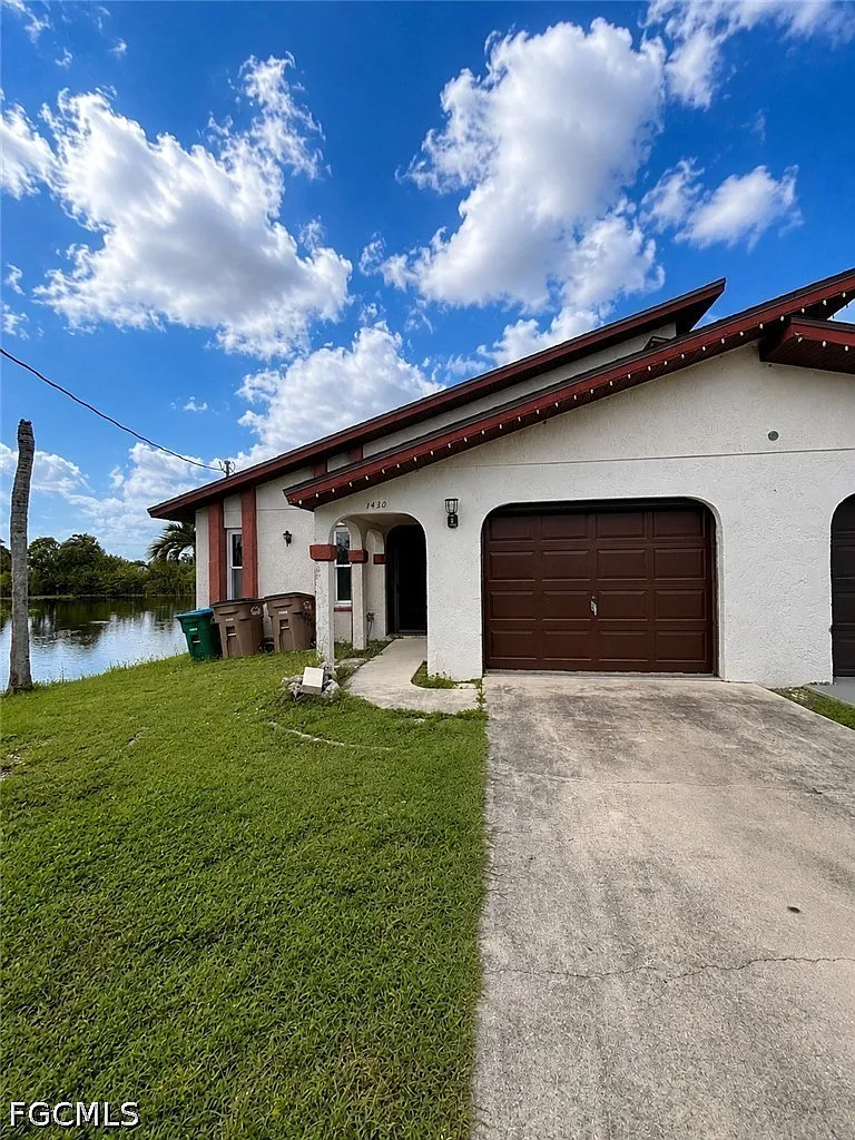 2 bed, 2.0 bath, 1172 sqft, $1,500 — Photo 2