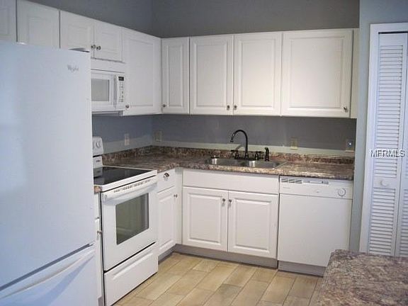 4th image of 3198 Shallowford St
