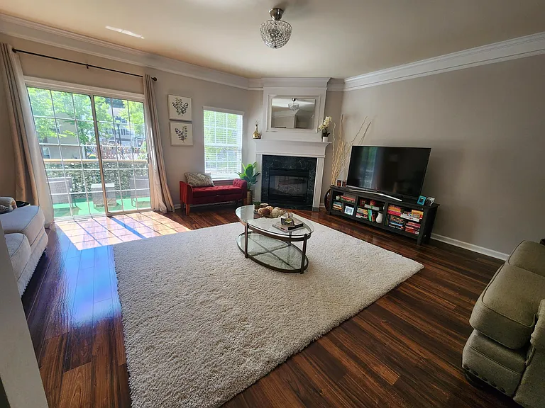 2484 Ivey Crest Cir — Photo 3
