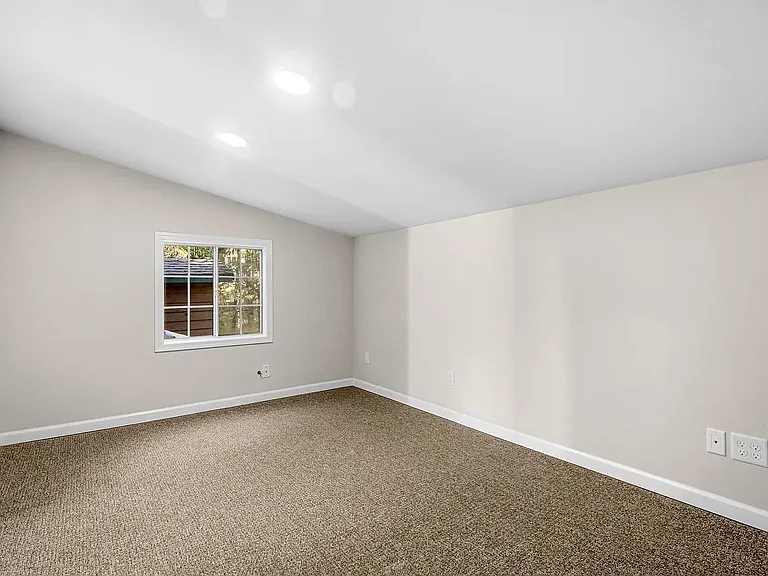4422B Up Chick St — Photo 13