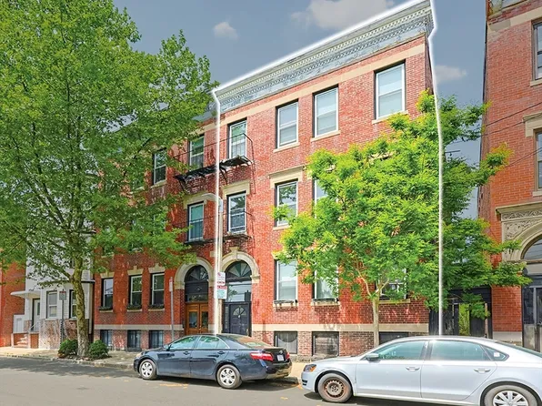38 Frankfort St, East Boston, MA 02128