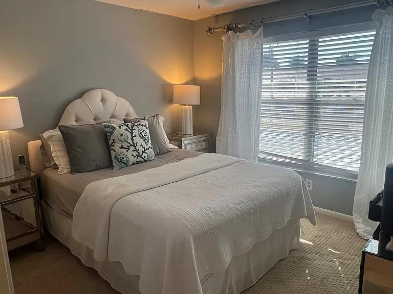 4213 SE 19th Ave #205 — Photo 8