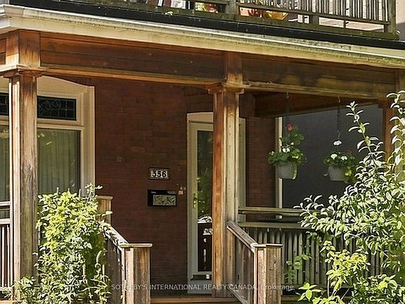 3rd image of 356 Howland Ave