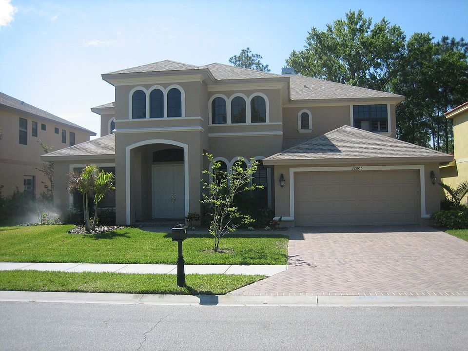 Distress sale!!! Luxury Golf Course Home