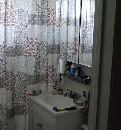2nd image of 226 E Pioneer Ave