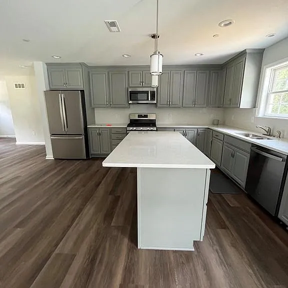 2114 Moorland Dr — Photo 16