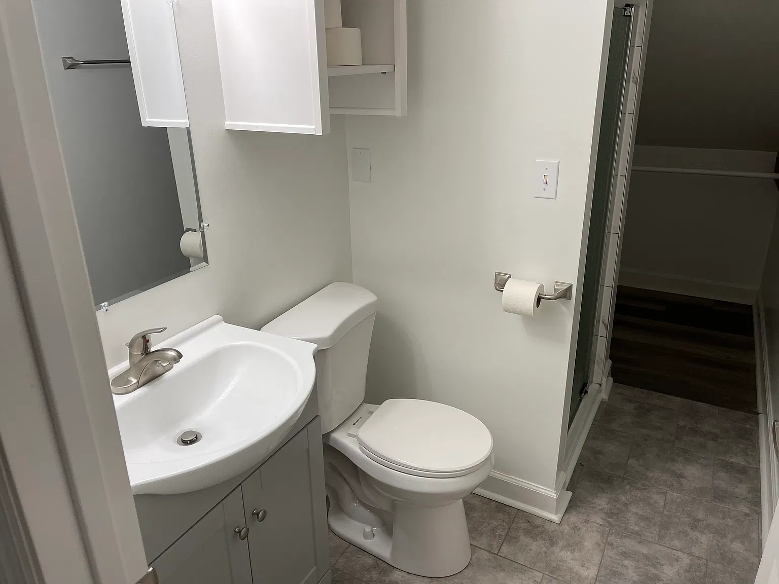 Studio, 300 sqft, $1,200 — Photo 3